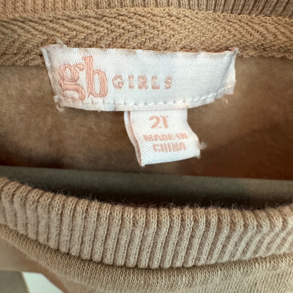 GB Girls Oversized Sweatshirt (size 2T) - Picture 3 of 4